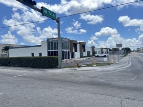 5701-5731 NW 74th Ave, Miami, FL for lease Interior Photo- Image 1 of 3
