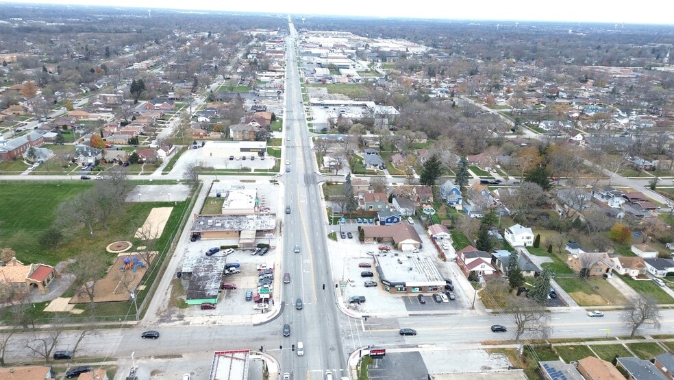 348 W 14th St, Chicago Heights, IL for sale - Building Photo - Image 2 of 5