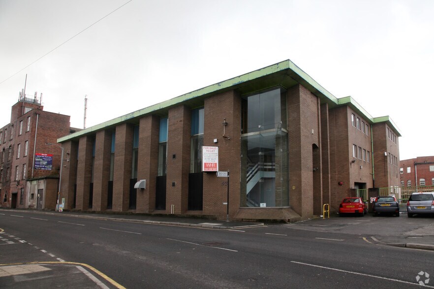 52 Wash Ln, Bury for lease - Primary Photo - Image 1 of 5