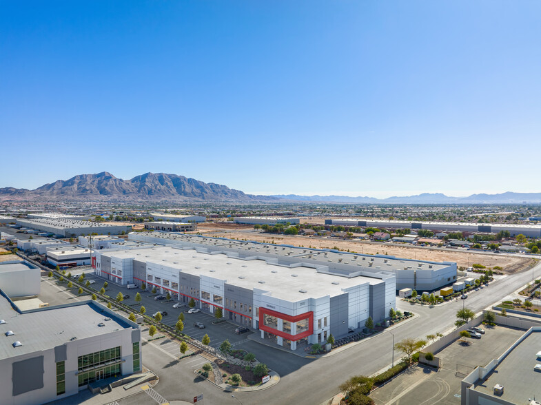 2942 Lincoln Rd, Las Vegas, NV for sale - Primary Photo - Image 1 of 5