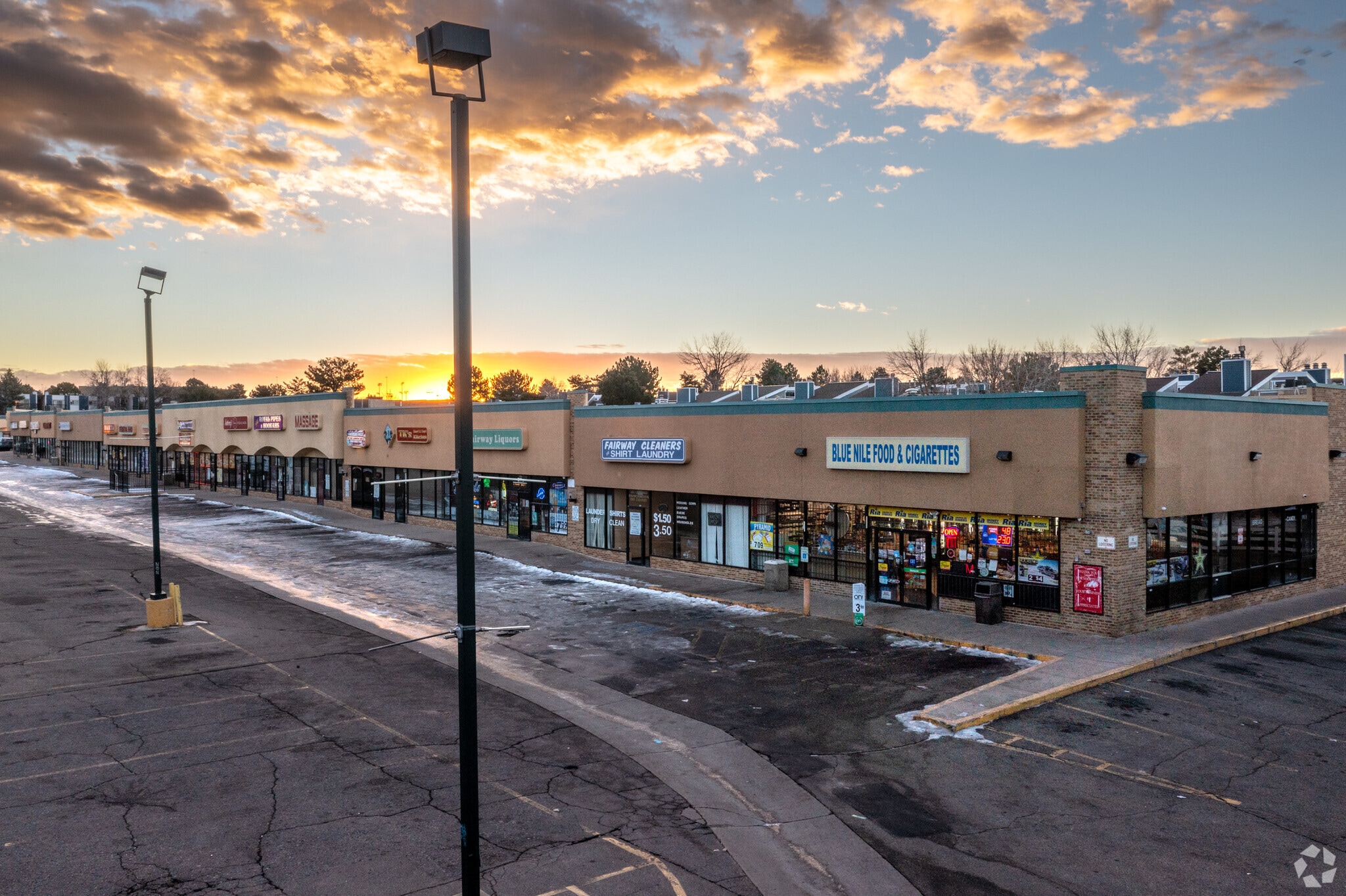 10890 E Dartmouth Ave, Aurora, CO for lease Primary Photo- Image 1 of 21