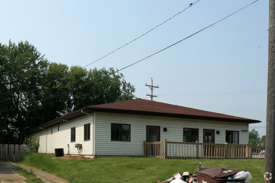4291 Veterans Dr, Holt, MI for lease - Building Photo - Image 1 of 10
