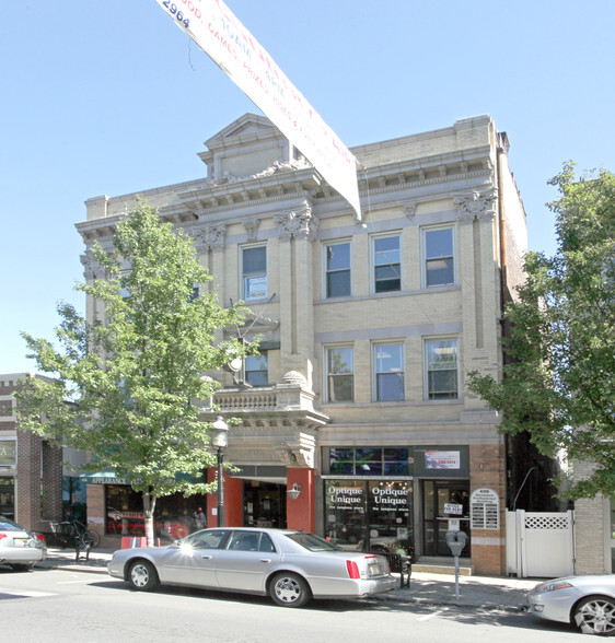 406 Main St, Metuchen, NJ for lease - Building Photo - Image 1 of 2