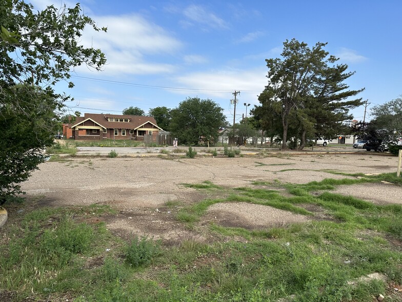 1520 Avenue Q, Lubbock, TX for sale - Building Photo - Image 3 of 6