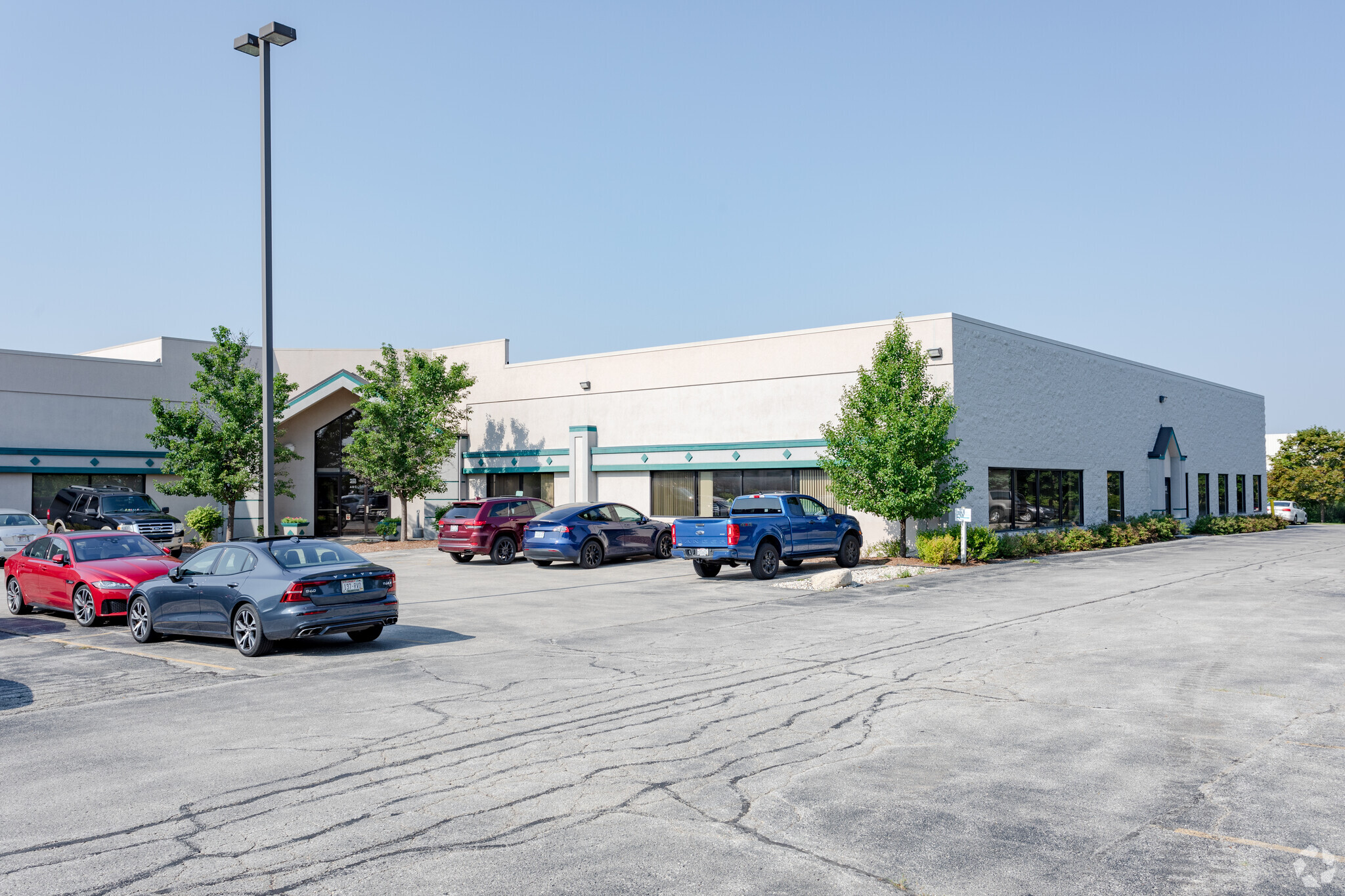 407 Pilot Ct, Waukesha, WI 53188 - Office for Lease | LoopNet