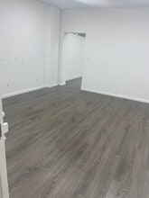 1097 Tulip Ave, Franklin Square, NY for lease Interior Photo- Image 2 of 5