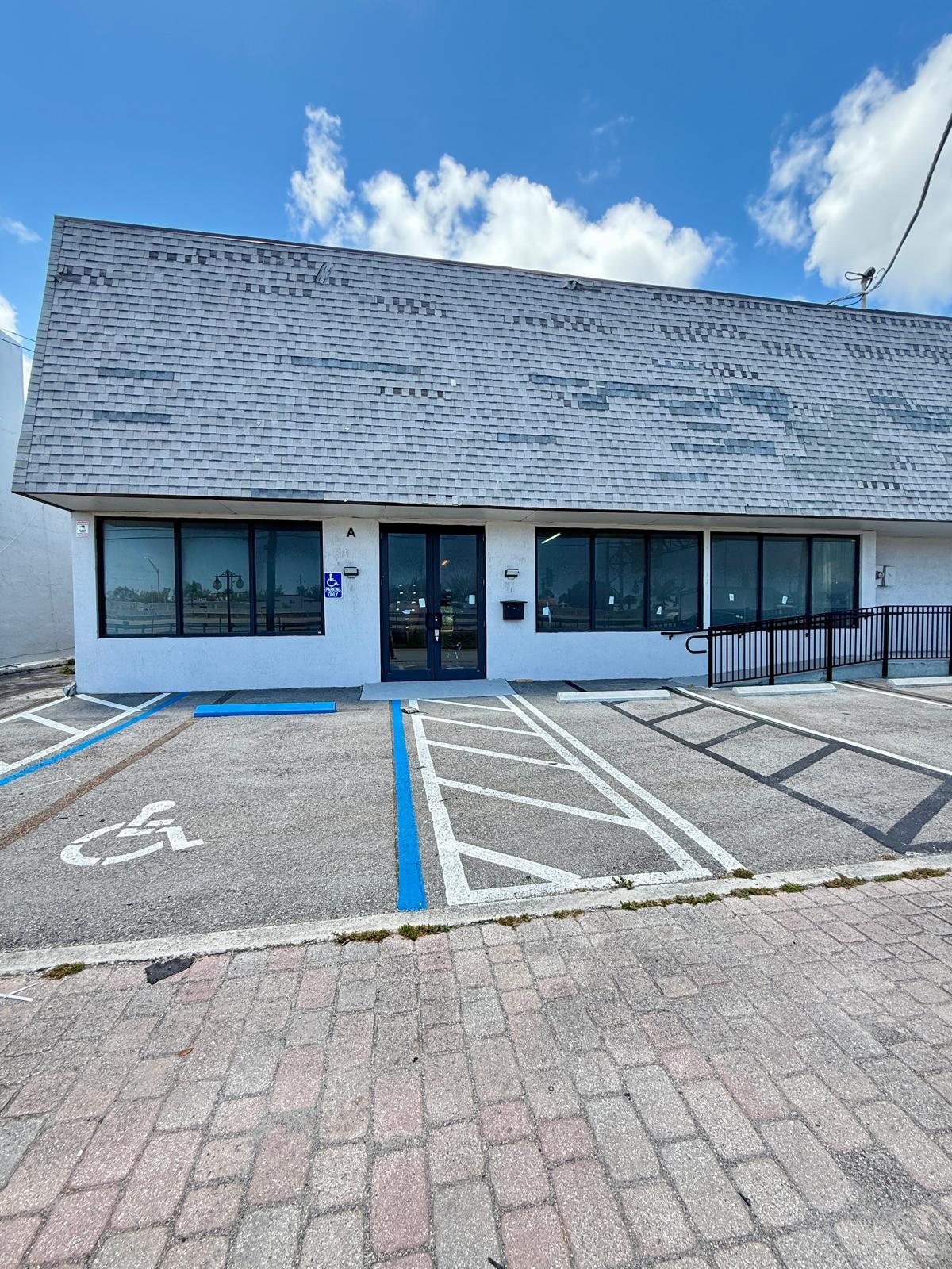 2400 SW 30th Ave, Hallandale, FL for sale Building Photo- Image 1 of 1
