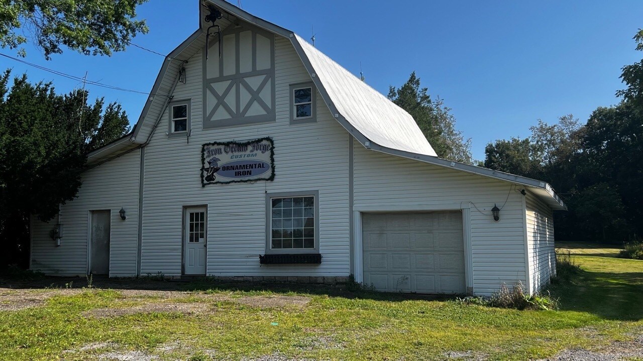 7125 Hudson Dr Sw, Navarre, OH for sale Primary Photo- Image 1 of 1