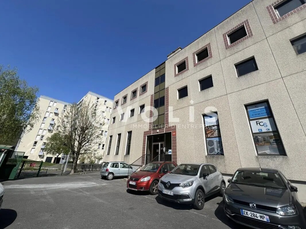 Office in Boissy-Saint-Léger for sale Building Photo- Image 1 of 9