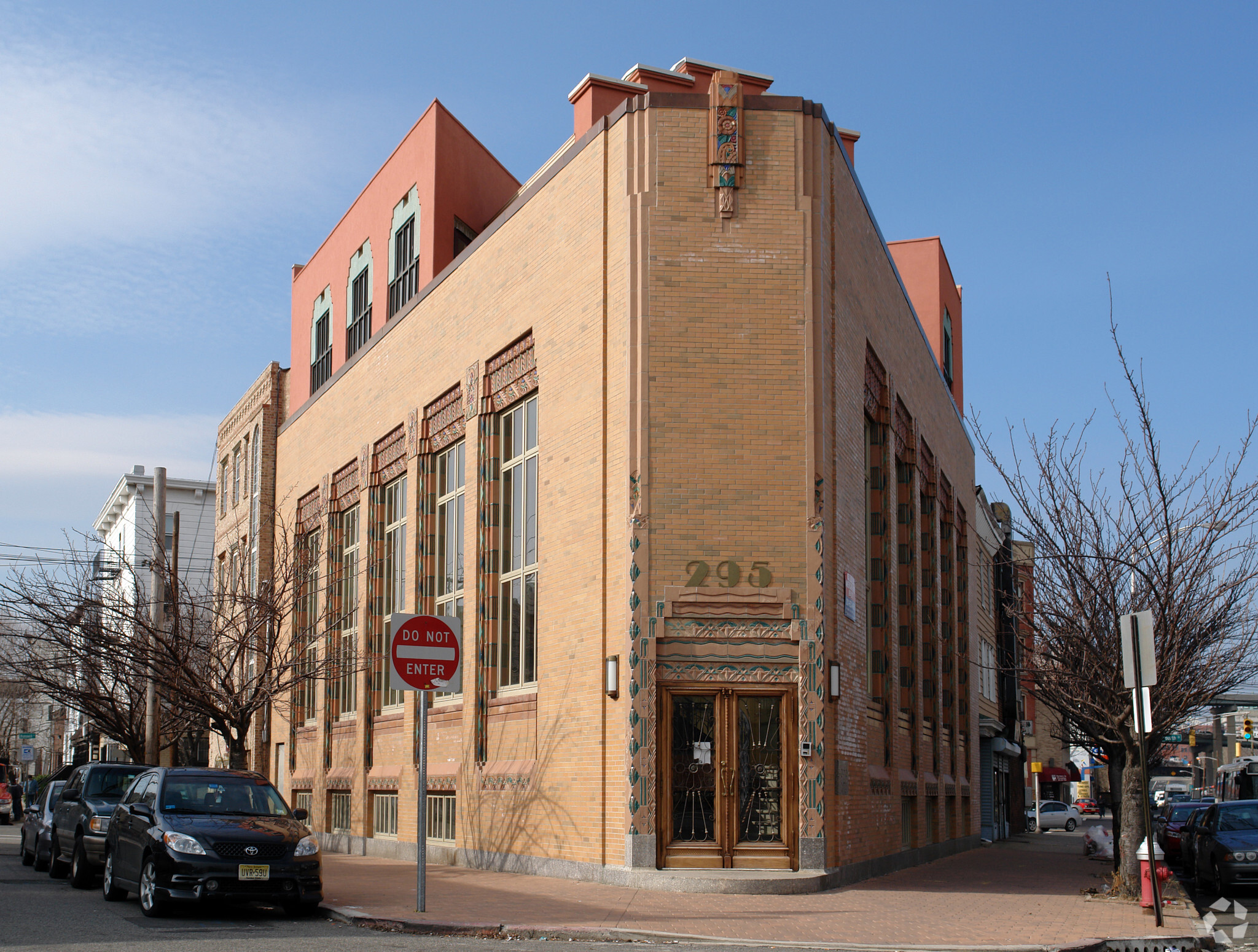 295 Newark Ave, Jersey City, NJ for sale Primary Photo- Image 1 of 1