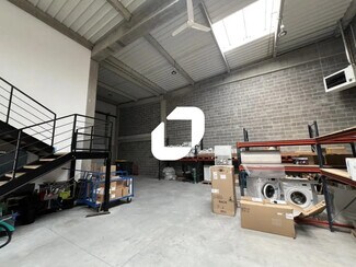 More details for Multiple Space Uses for Lease