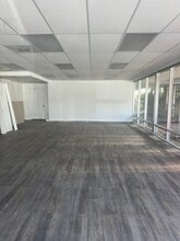 3000 E Commercial Blvd, Fort Lauderdale, FL for lease Interior Photo- Image 1 of 9