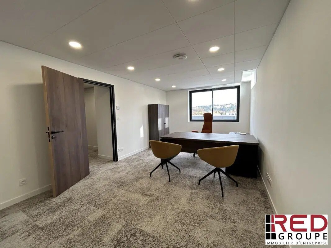 Office in Vitrolles for lease Building Photo- Image 1 of 9