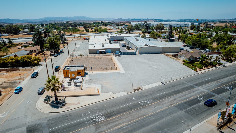 950 Calimesa Blvd, Calimesa, CA for sale - Building Photo - Image 1 of 29