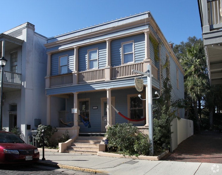 46 Charlotte St, Saint Augustine, FL 32084