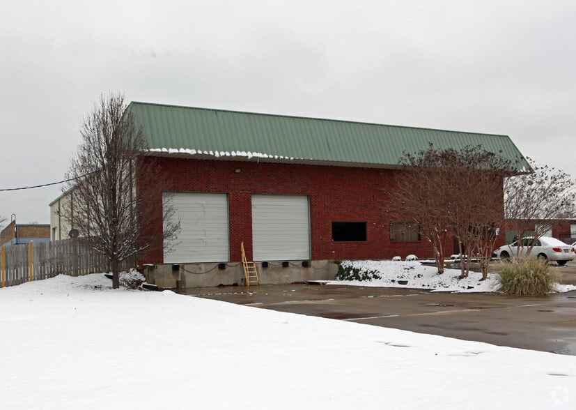 2150 First Commercial Dr, Southaven, MS 38671