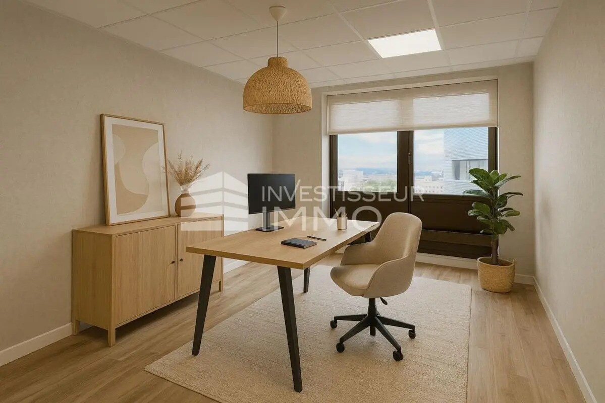 Office in Boissy-Saint-Léger for lease Building Photo- Image 1 of 8