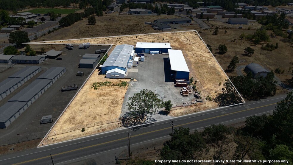 5887 Monument Dr, Grants Pass, OR for sale - Primary Photo - Image 1 of 19