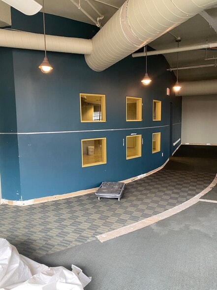 318 E Chicago St, Milwaukee, WI for sale - Building Photo - Image 2 of 25