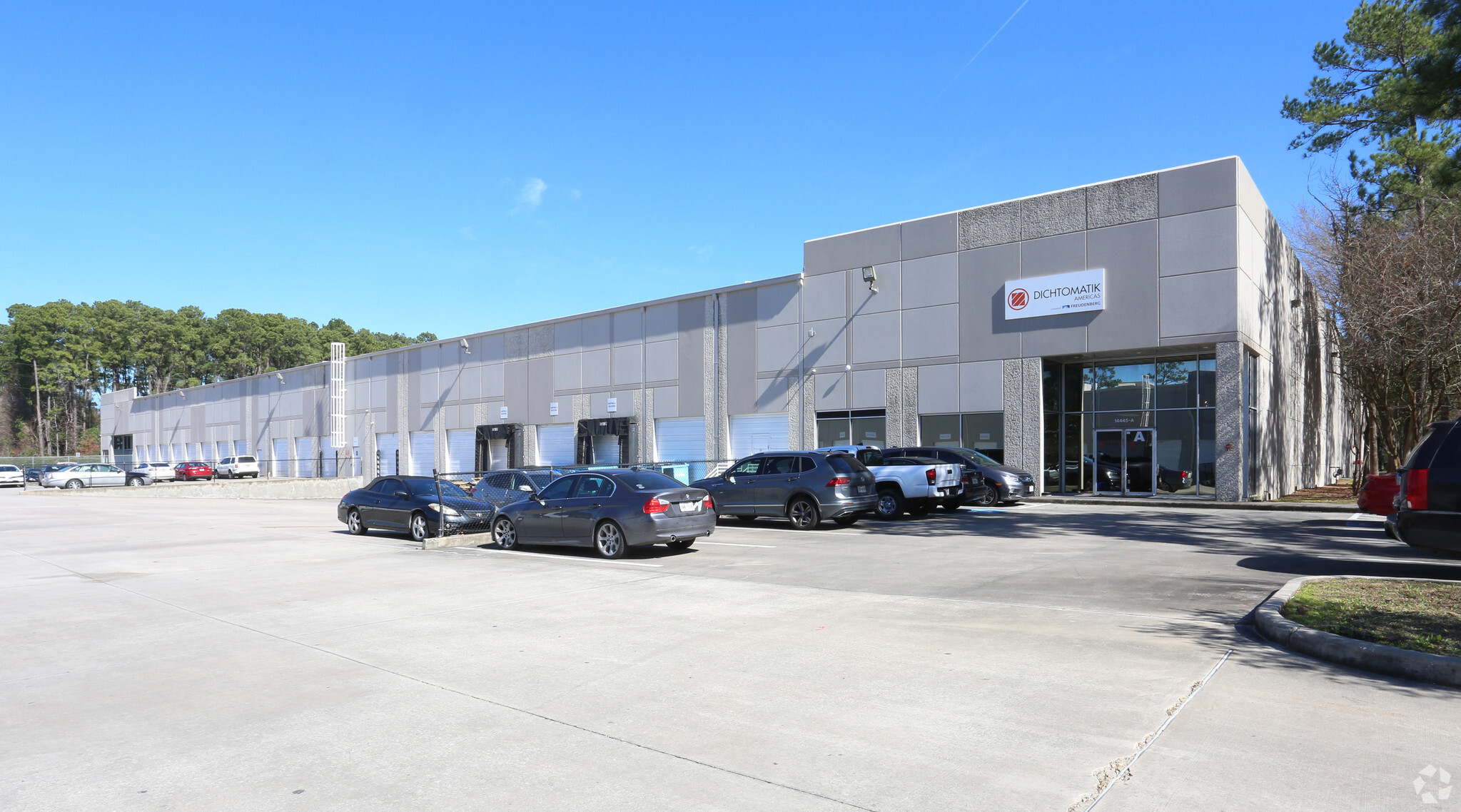 14445-14469 Heathrow Forrest Pky, Houston, TX for lease Primary Photo- Image 1 of 5