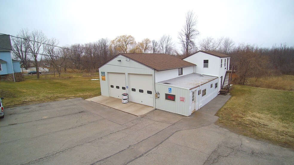 4992 W Ridge Rd, Spencerport, NY 14559