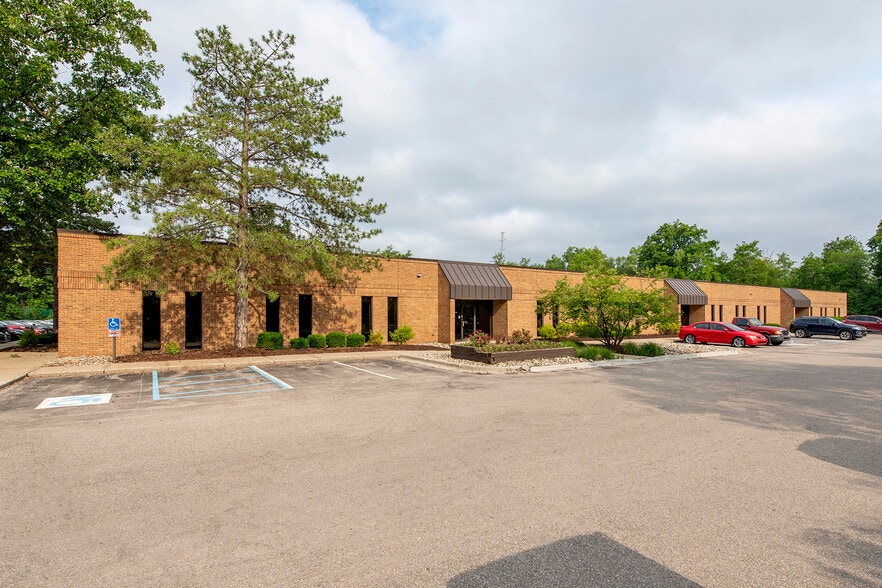 1200-1250 Eisenhower Pl, Ann Arbor, MI for lease - Building Photo - Image 2 of 2