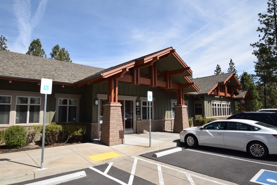 1693 SW Chandler Ave, Bend, OR for sale - Building Photo - Image 1 of 1