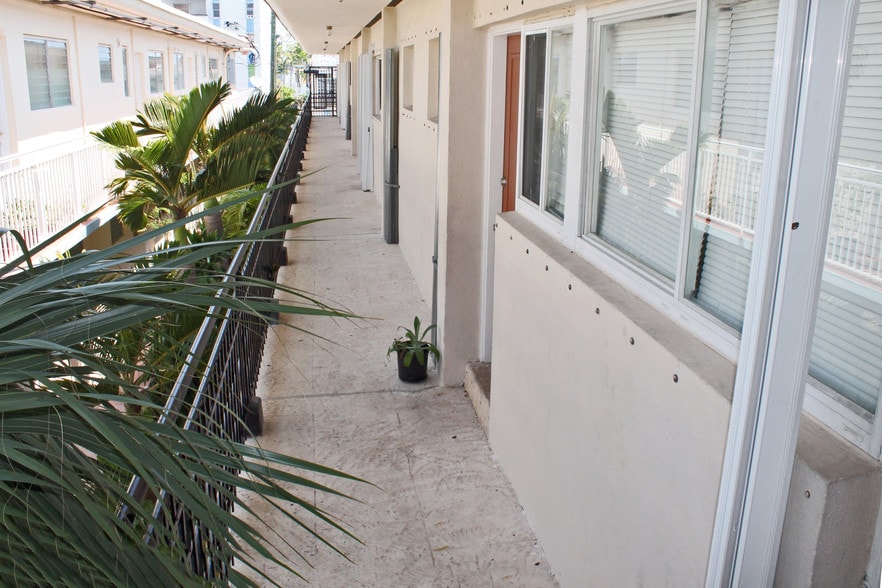 7435 Byron Ave, Miami Beach, FL for sale - Other - Image 3 of 21