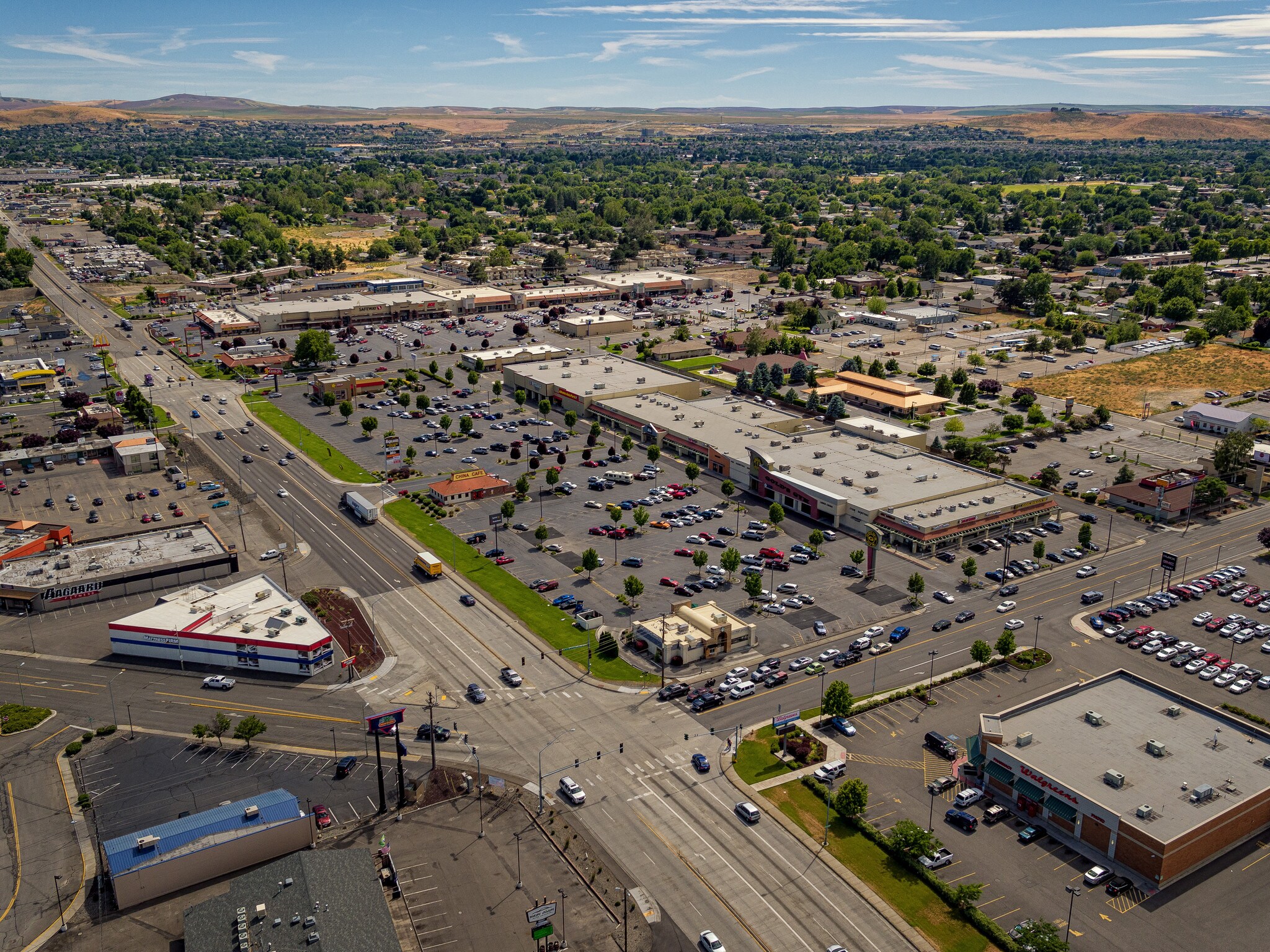103-151 N Ely St, Kennewick, WA for sale Aerial- Image 1 of 1