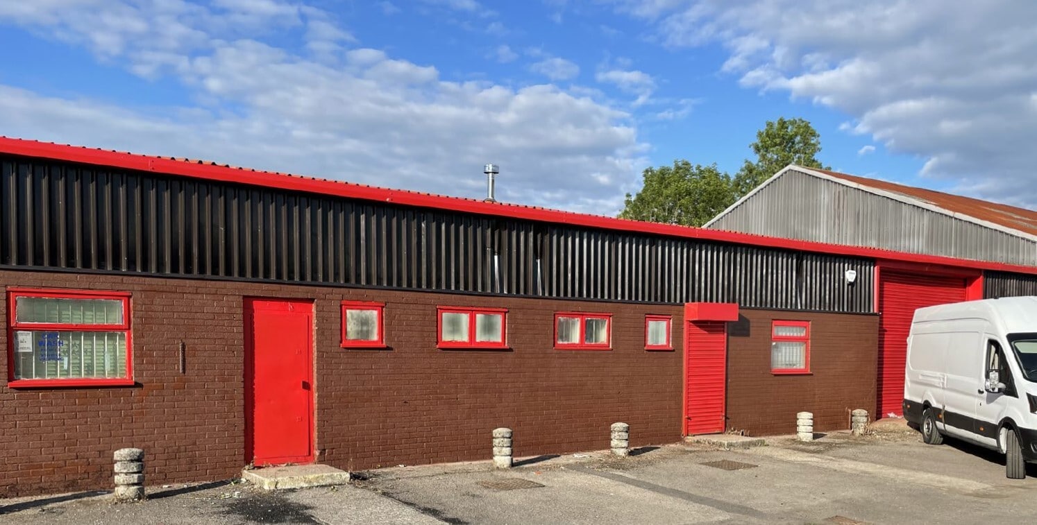 3-4 Ffrwd Amos Industrial Estate, Tonypandy for sale Primary Photo- Image 1 of 1