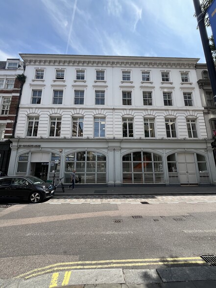 67-68 Long Acre, London for lease - Building Photo - Image 1 of 11