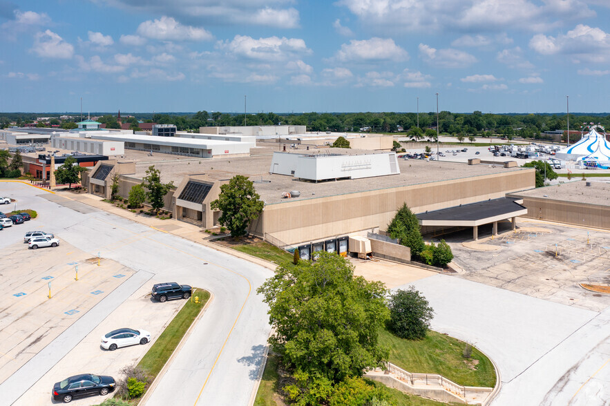 2 Orland Square Dr, Orland Park, IL for lease - Aerial - Image 1 of 7