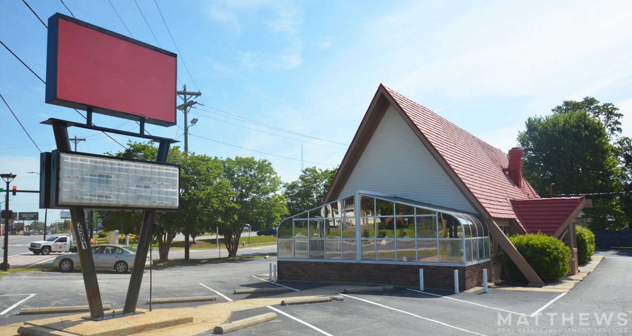 2501 W Gate City Blvd, Greensboro, NC for sale Building Photo- Image 1 of 1