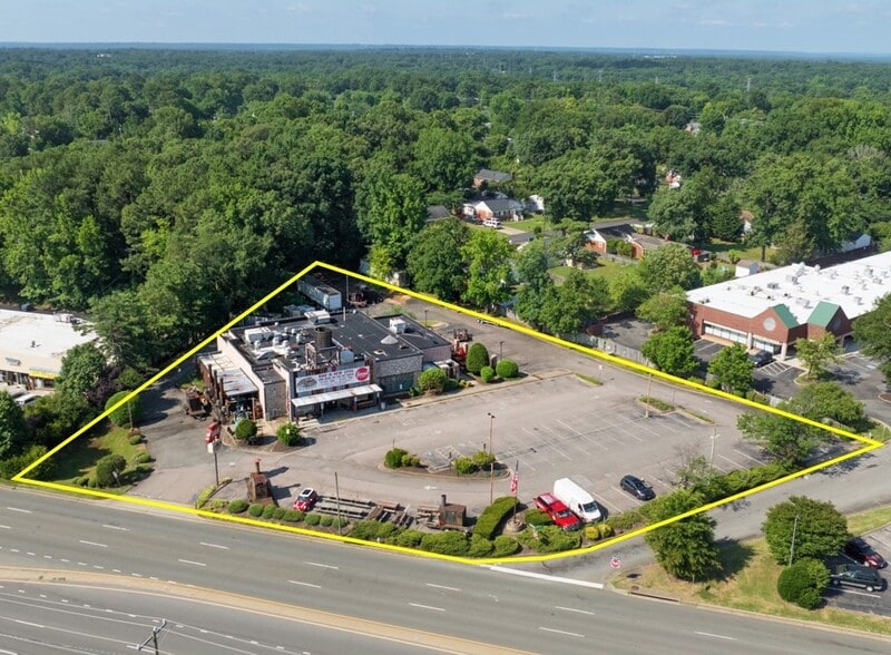 8205 W Broad St, Richmond, VA for sale - Building Photo - Image 2 of 49