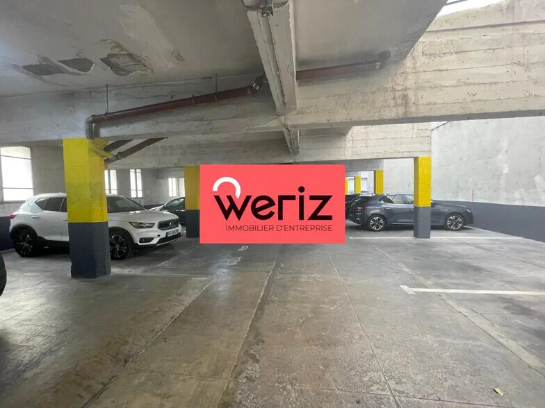 Flex in Marseille for lease - Building Photo - Image 1 of 17