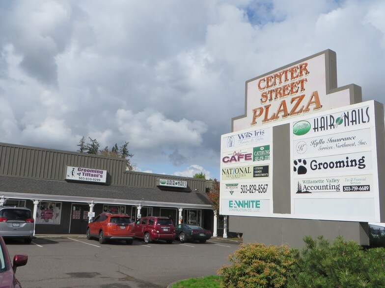 210230 Center St, Molalla, OR, 97038 Storefront Retail/Office