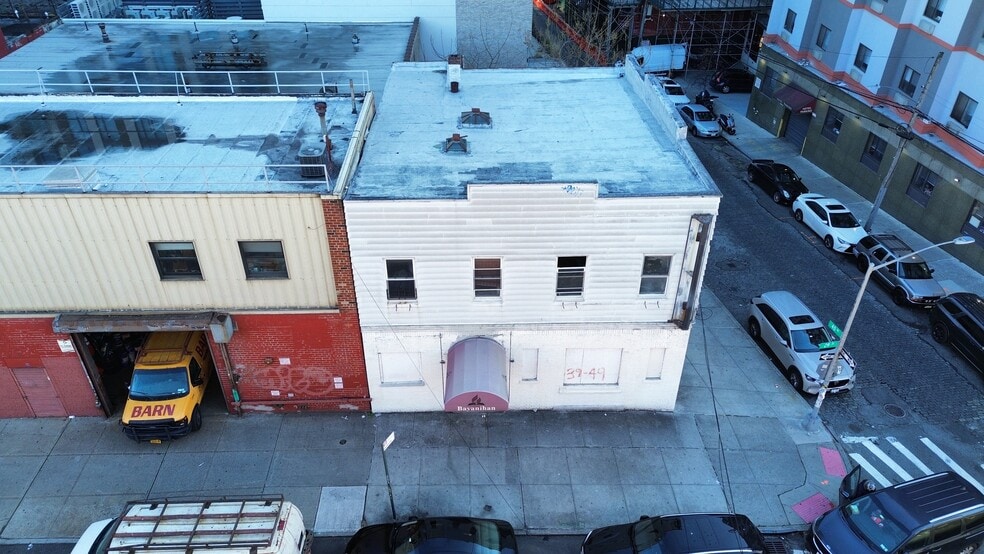 39-49 29th St, Long Island, Long Island City, NY for sale - Building Photo - Image 3 of 11