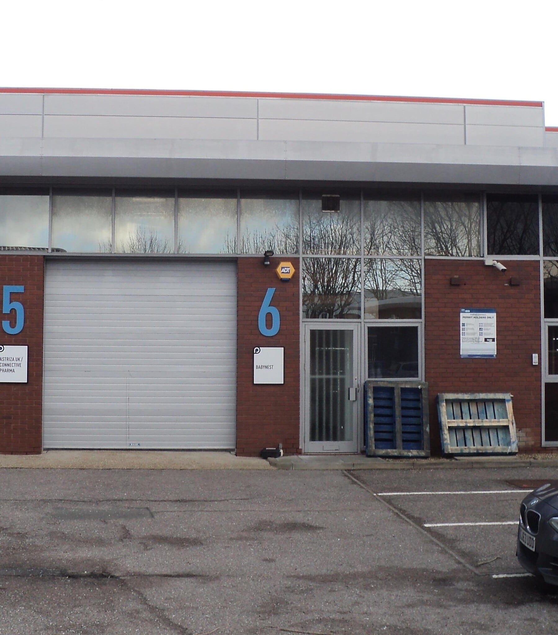 Progress Way, Croydon for lease Building Photo- Image 1 of 4