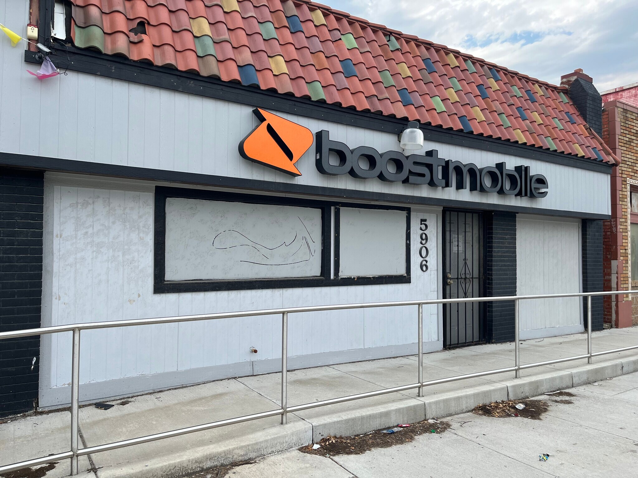 5906 Prospect Ave, Kansas City, MO for lease Primary Photo- Image 1 of 8