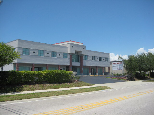 200 9th Ave N, Safety Harbor, FL for lease Building Photo- Image 1 of 19