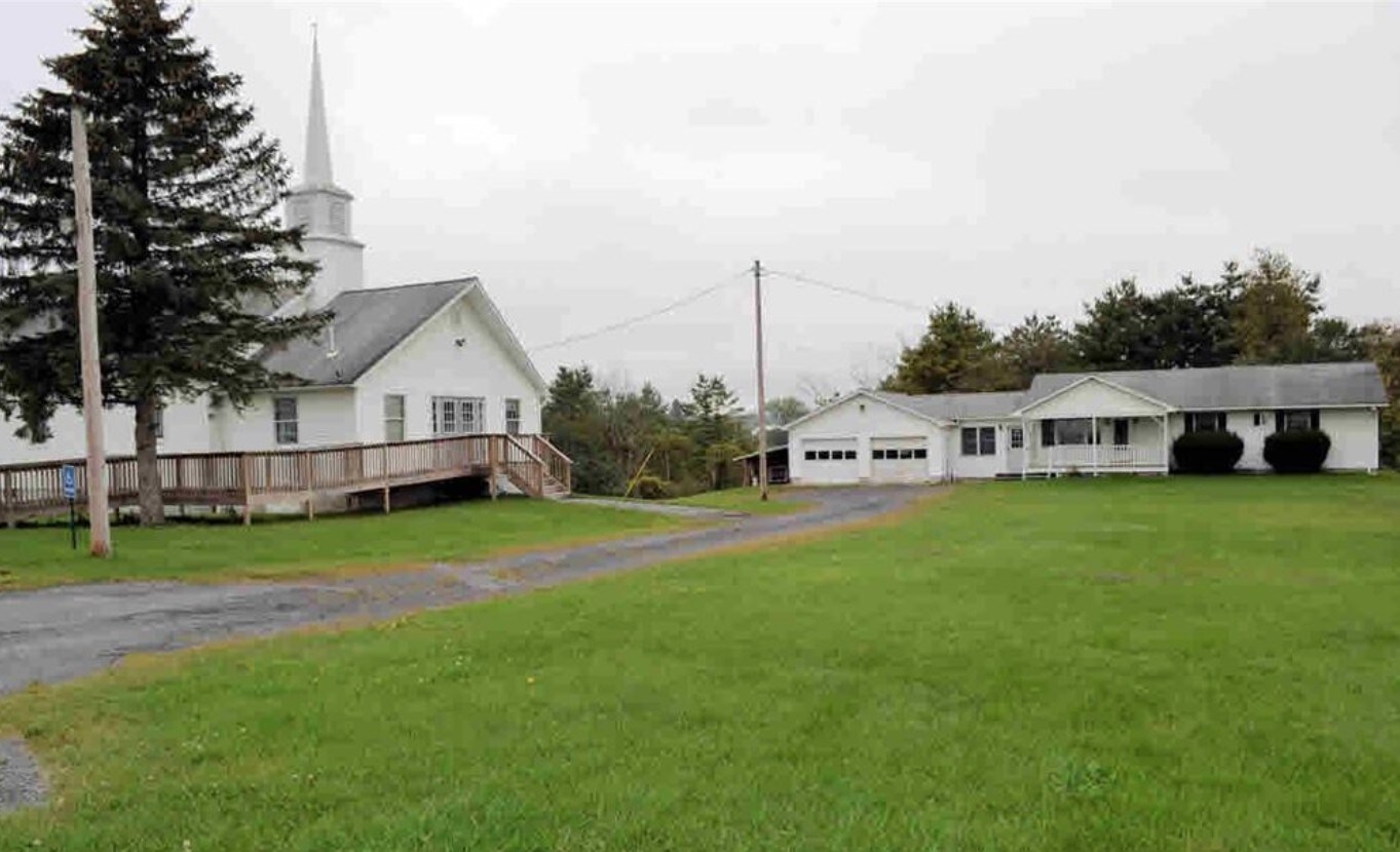 273-275 Green Barn Rd, Hudson Falls, NY for sale Primary Photo- Image 1 of 1