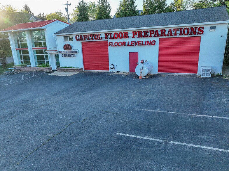 7400 Philadelphia Rd, Baltimore, MD for sale - Building Photo - Image 2 of 4