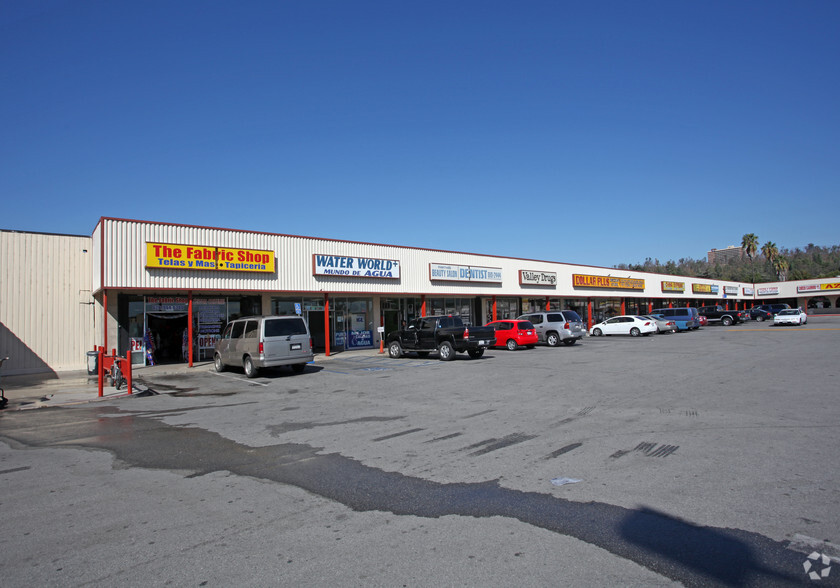 17307-17327 Valley Blvd, La Puente, CA for sale - Primary Photo - Image 1 of 1