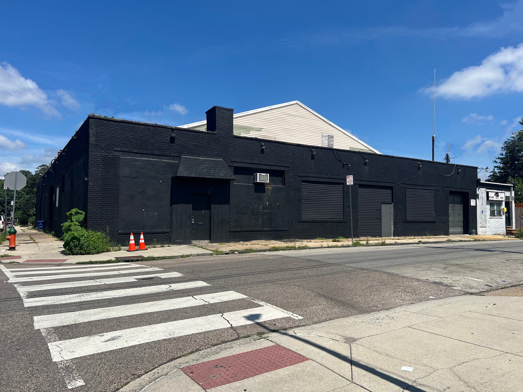 67 W Queen Ln, Philadelphia, PA for sale Building Photo- Image 1 of 8