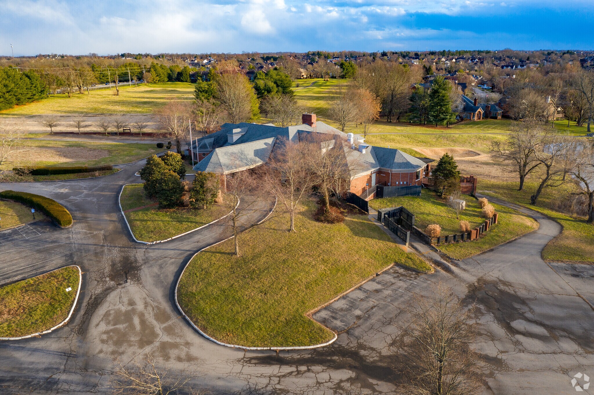 33753450 Todds Rd, Lexington, KY 40509 Andover Retail Building