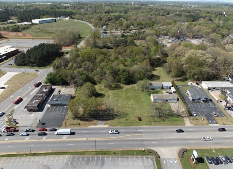 8709 and 8713 Asheville Hwy, Boiling Springs, SC for sale - Building Photo - Image 1 of 2