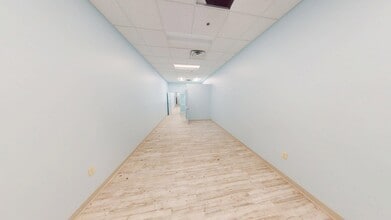 811 Lasalle Ave, Minneapolis, MN for lease Interior Photo- Image 1 of 1