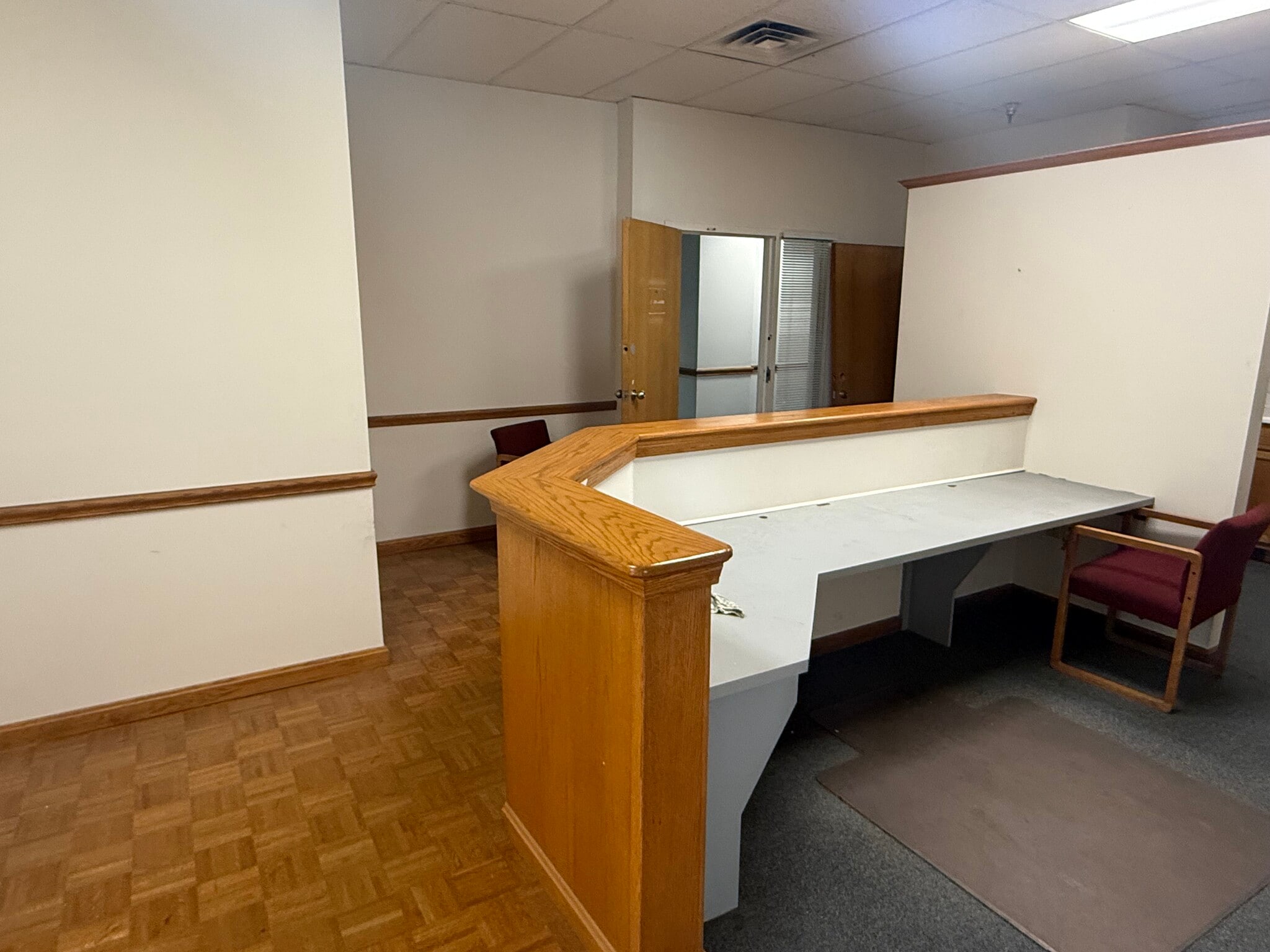 208-210 Grant St, Pittsburgh, PA for lease Interior Photo- Image 1 of 10