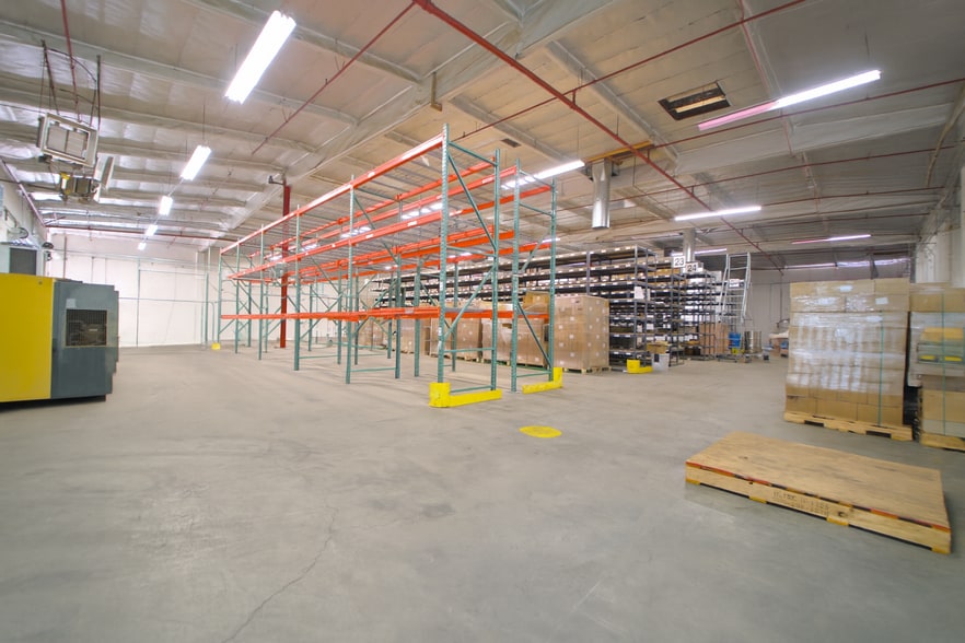 3019 Vail Ave, Commerce, CA for sale - Building Photo - Image 2 of 8