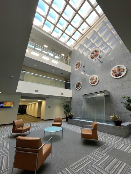 10 Lanidex Plz W, Parsippany, NJ for lease - Lobby - Image 3 of 10